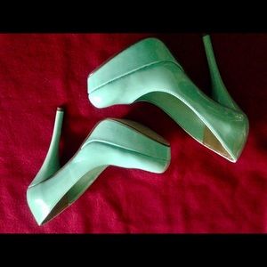 SHOES MINT GREEN
